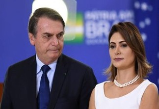 Bolsonaro afirma que 'parente bom é parente longe' ao falar sobre família de Michelle