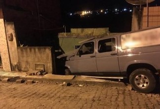 FORAGIDO: Motorista suspeito de atropelar cinco pessoas da mesma família dentro de casa não comparece em delegacia para depor