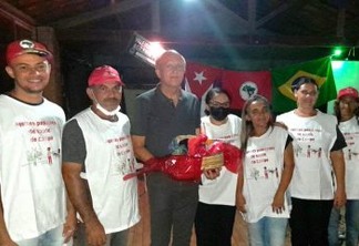 Geraldo Medeiros acompanha formatura de agentes populares de saúde no campo em Lagoa Seca
