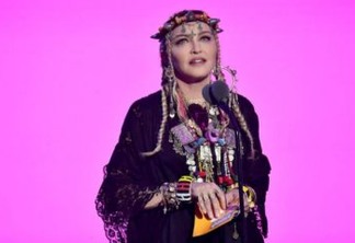“Estou sendo punida por ter 60 anos’, diz Madonna sobre peso da idade: VEJA VÍDEO