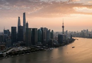 shanghai skyline and huangpu river with sunset glow; Shutterstock ID 482058760; Usage: web; Issue Date: n/a
