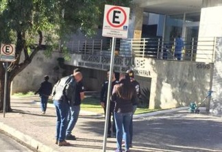 Mandados de busca e apreensão é feito pela Polícia Civil na sede do Cruzeiro e na Toca da Raposa