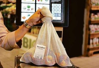 Carrefour substitui saco plástico por sacos de algodão