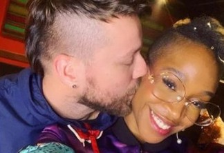 RACISMO REVERSO? Karol  Conka anuncia namoro com homem branco e é rechaçada na web