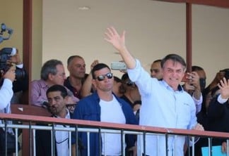 'Bandidos de esquerda começaram a voltar ao poder' na Argentina, diz Bolsonaro sobre vitória da oposição nas primárias