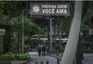 Bolsonaro e Maia politizam temor de empresários com risco econômico do vírus