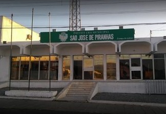CORONAVÍRUS: Prefeitura aumenta restrições e decreta fechamento de parte do comércio de São José de Piranhas 