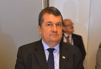 Presidente da Famup debate reforma tributária com Rodrigo Maia