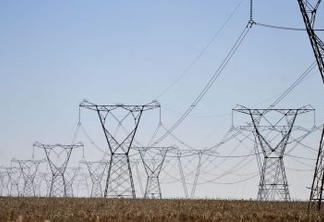 Linhas de transmissão de energia, energia elétrica