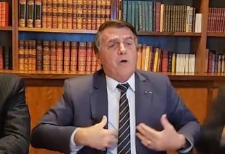 Bolsonaro volta a defender uso da cloroquina, chama de "canalha" quem critica e compara uso a tomar Coca-Cola - ASSISTA