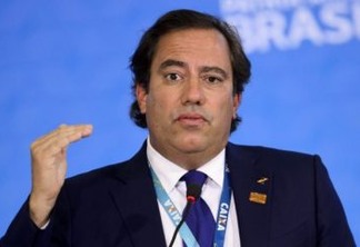 O presidente da Caixa, Pedro Guimarães, durante cerimônia alusiva à marca de 100 milhões de poupanças sociais digitais Caixa.