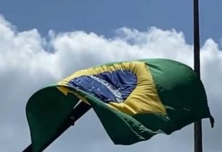 Bandeira do Brasil é hasteada no Busto de Tamandaré em João Pessoa - VEJA VÍDEO