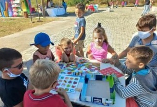 Projeto de incentivo à leitura leva biblioteca itinerante às escolas municipais de São José de Piranhas