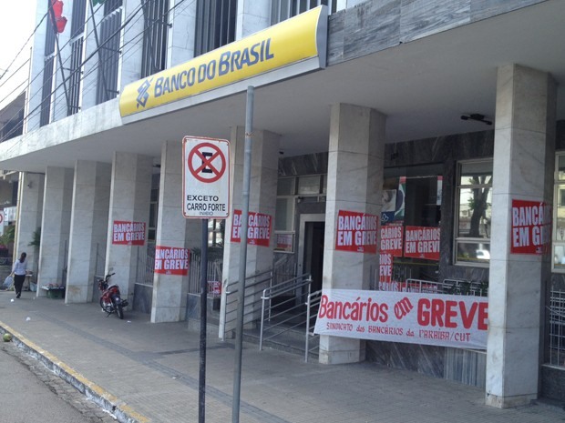 bancarios-em-greve