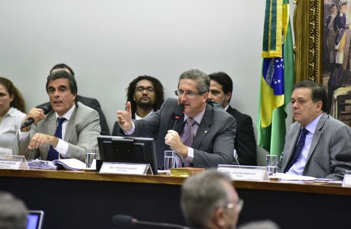 comissão de impeachment