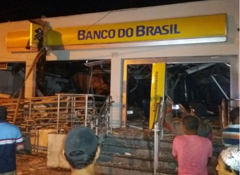 explosão banco caaporã